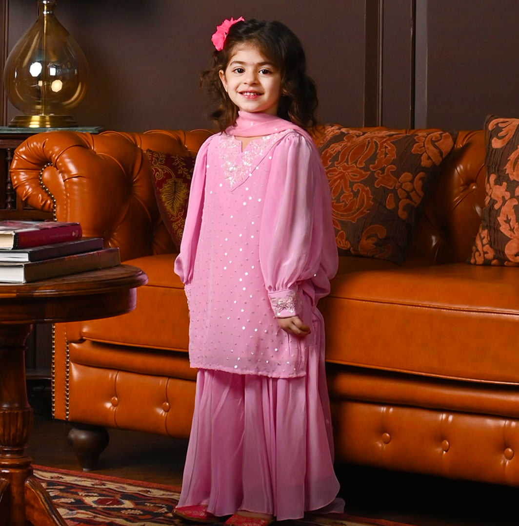 Why Shararas Are the Must-Have Festive Outfit for Girls