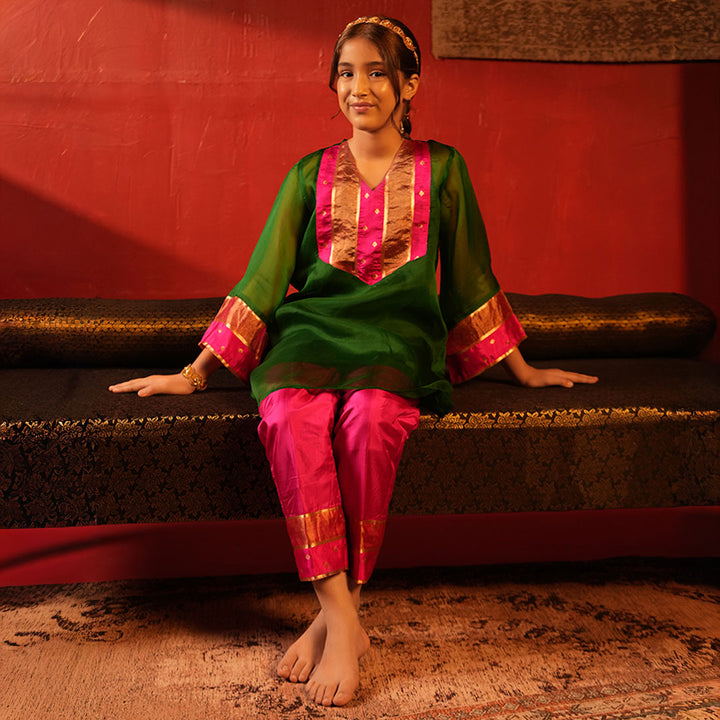 Dil-e- Roshni Suit With Pink pant for girls