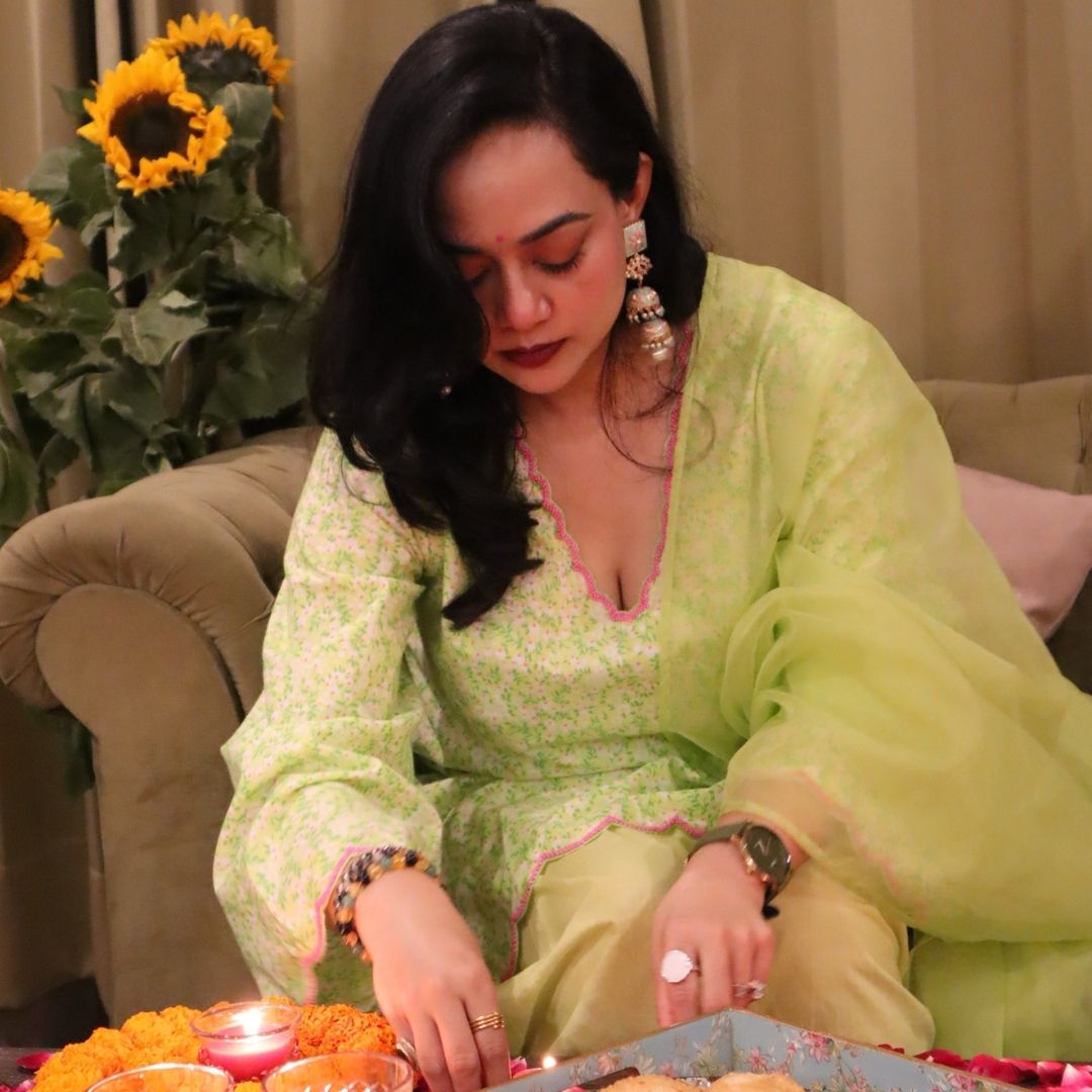 Green Floral Printed Pearl Scallop Farshi Salwar Set for Moms