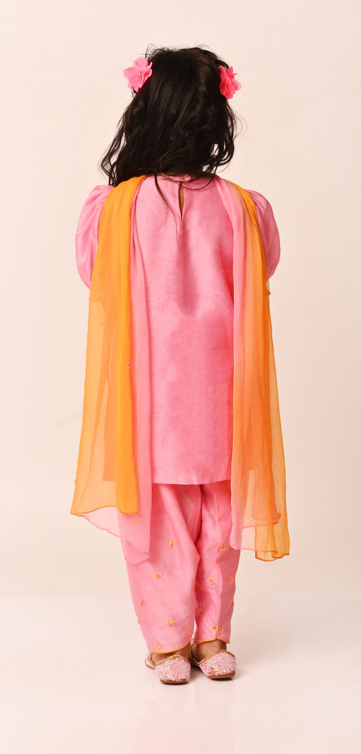 Peach luxury kidswear suit salwar with mulmul lining for festive occasions in posh India