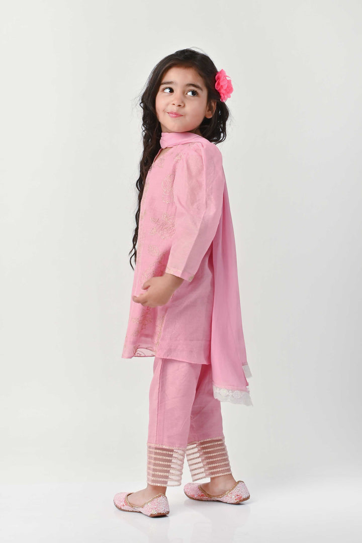 Designer pink hand-embellished suit salwar for girls for mehendi in Dubai
