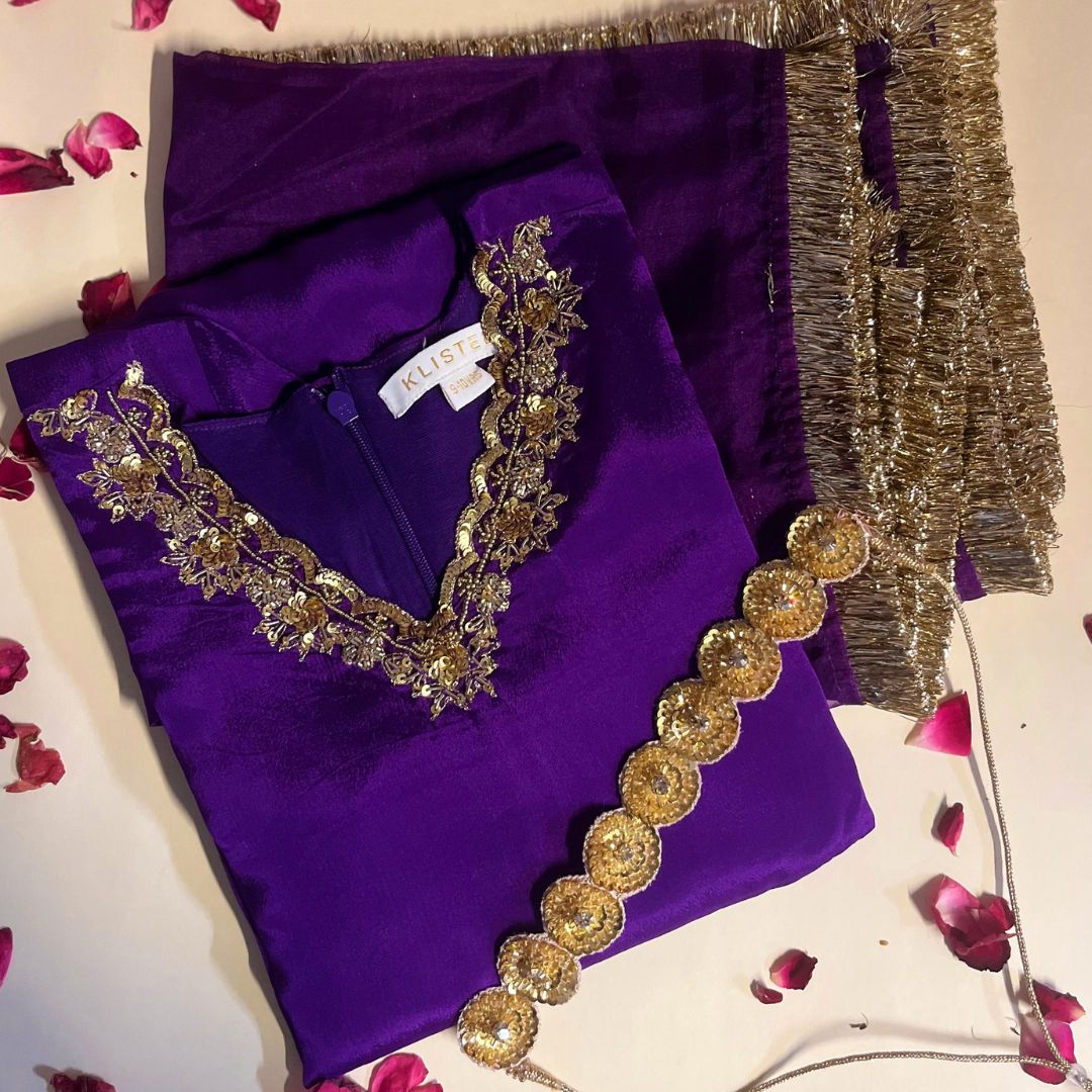 Golden handmade choker with sequin work for girls pairing ethnic lehenga sharara in New York