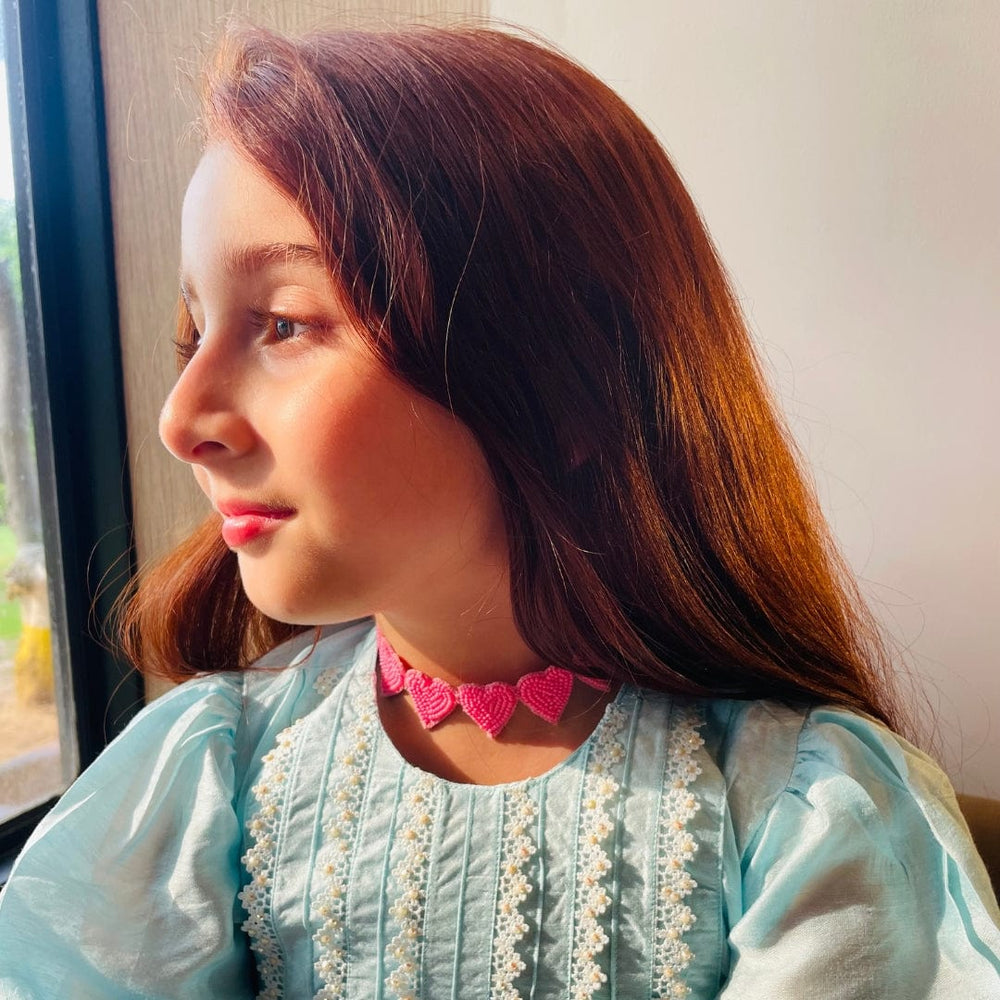 Luxury pink heart shape choker in Bandra, Mumbai, adjustable and perfect for weddings and brunches.