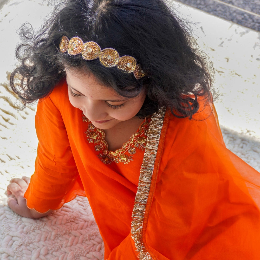 Handcrafted golden choker with sequins for girls festive Indian outfits in Dubai