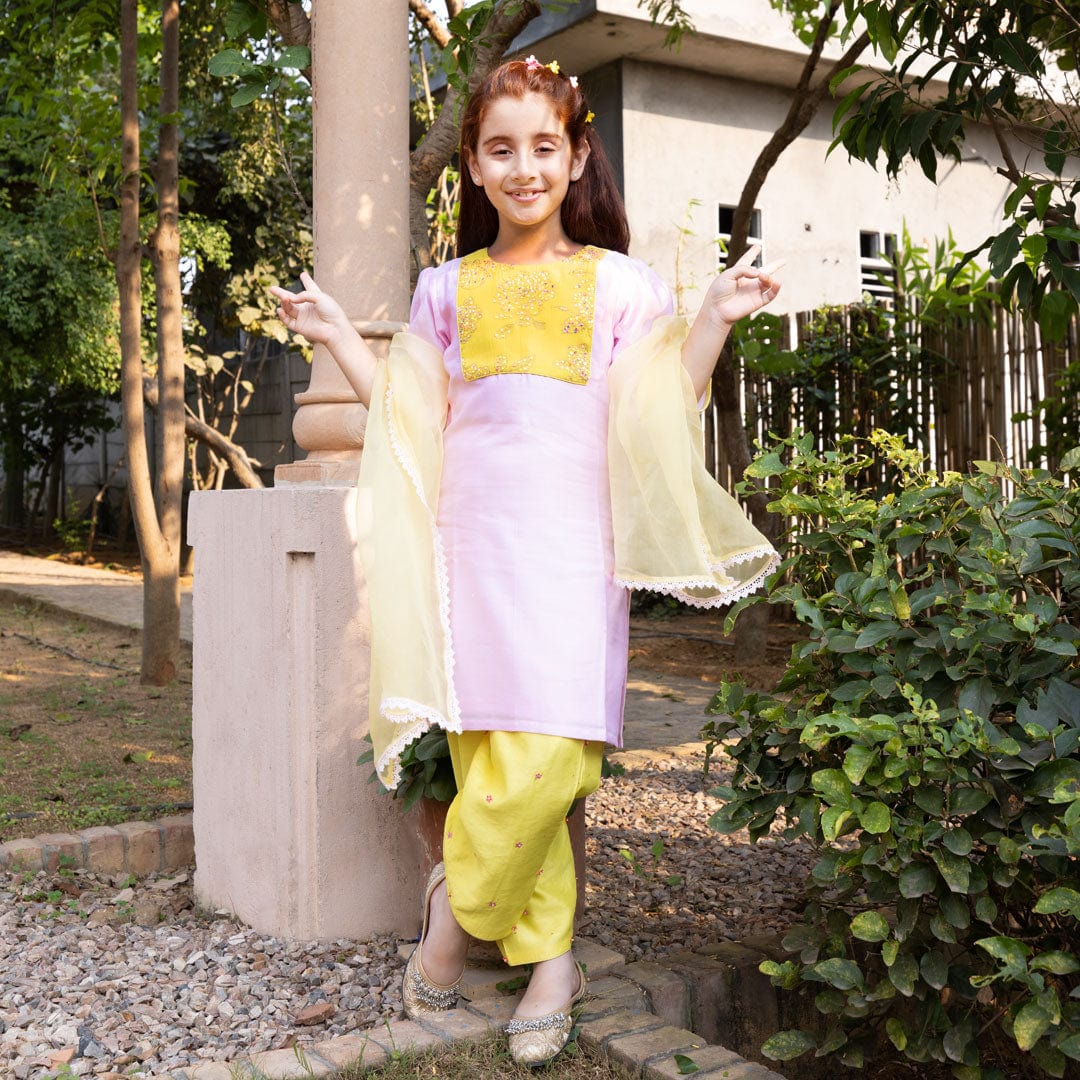 Luxury yellow and pink ethnic salwar suit girls wedding party wear Saudi Arabia US