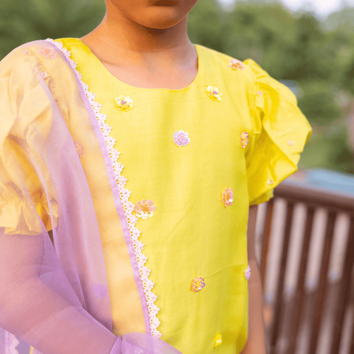 Luxury yellow lilac salwar kameez for girls wedding ethnic outfit UAE Singapore