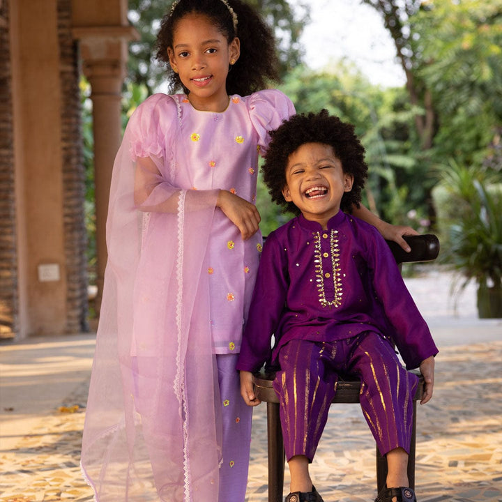 Purple ethnic suit for girls luxury festive wear Delhi Hyderabad