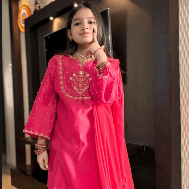 Red delicate hand-embroidered suit salwar for girls for Eid and Indian wedding in Dubai