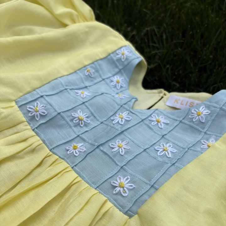 Girls vacation outfit yellow embroidered co ord set stylish look