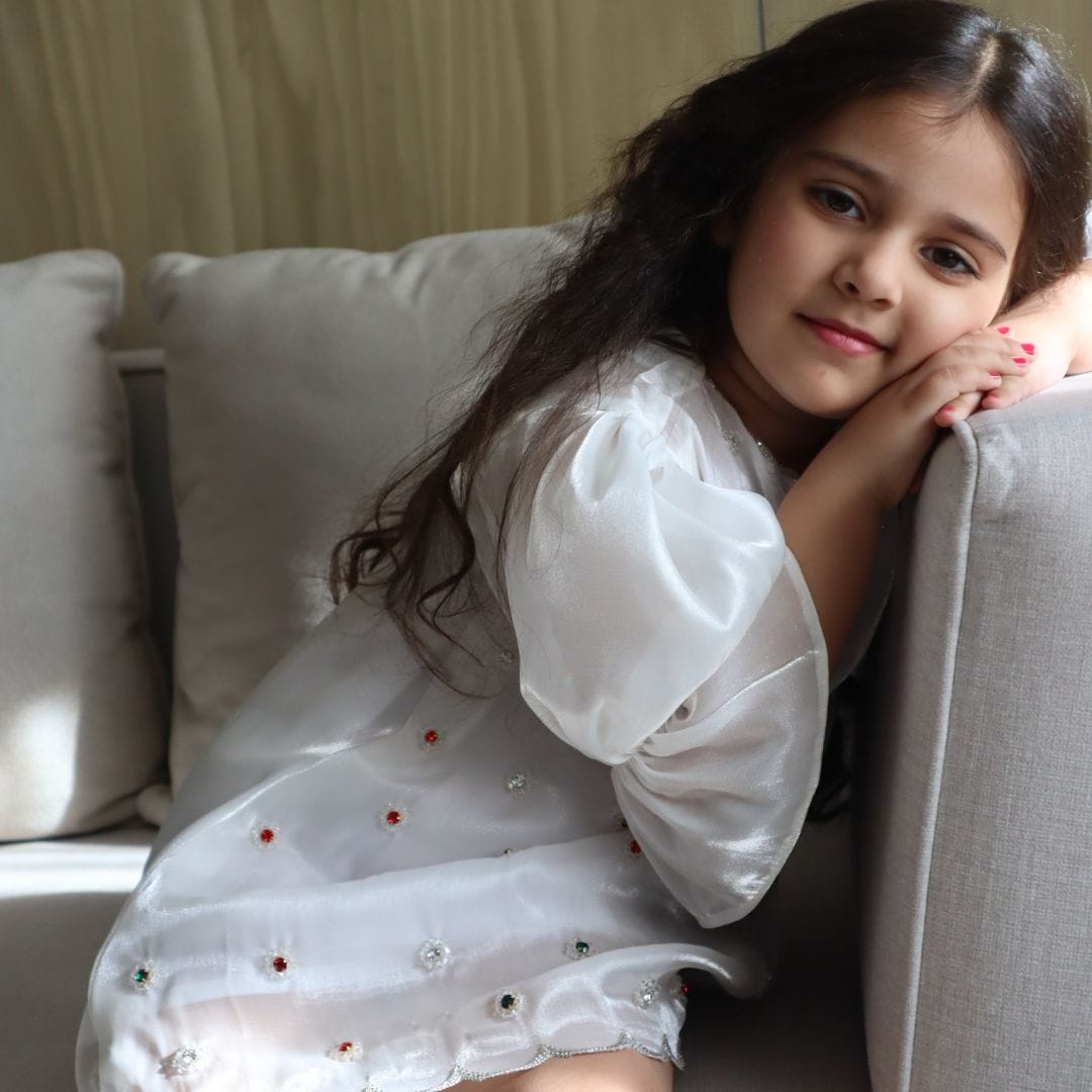 White festive tunic for girls in Mumbai