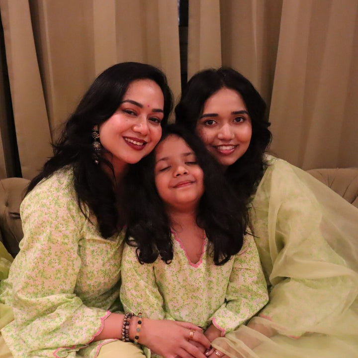 green cotton twinning suit set for mother daughter Ramadan party look