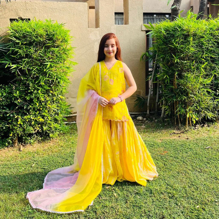 Yellow tie-dye sharara dupatta detail tassel – artisan ethnic kidswear ages 1-14 for Navratri, Chennai Nungambakkam