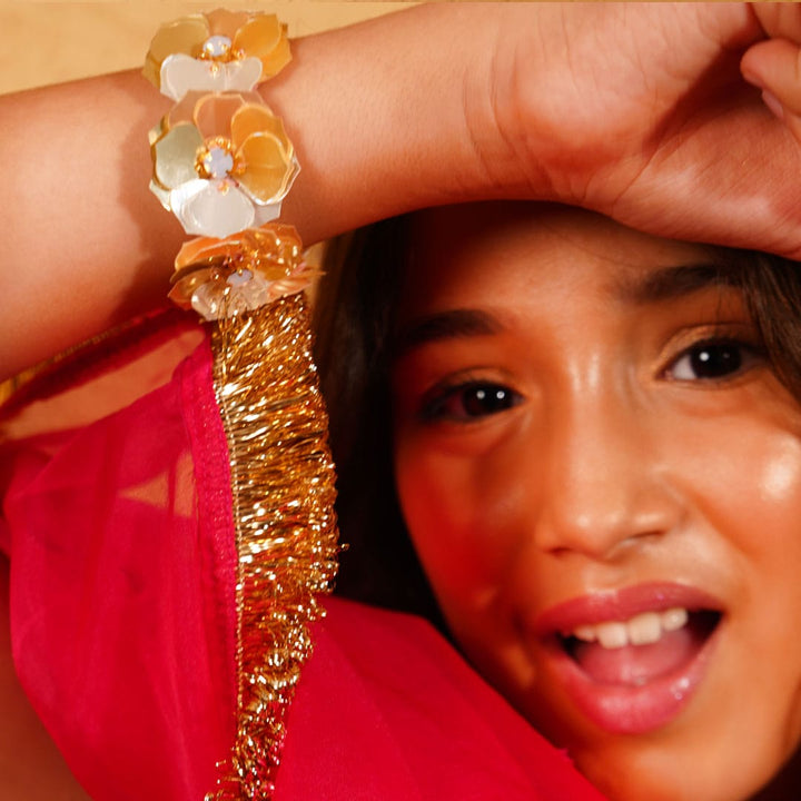 Bela Handmade Petal Bracelet – Easy-to-Wear Ethnic Accessory for Diwali, Navratri, Durga Puja & Weddings